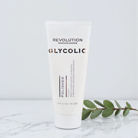 REVOLUTION Skincare Glycolic Polisher Gentle Exfoliating Face Scrub 100ml NEW - Picture 1 of 4